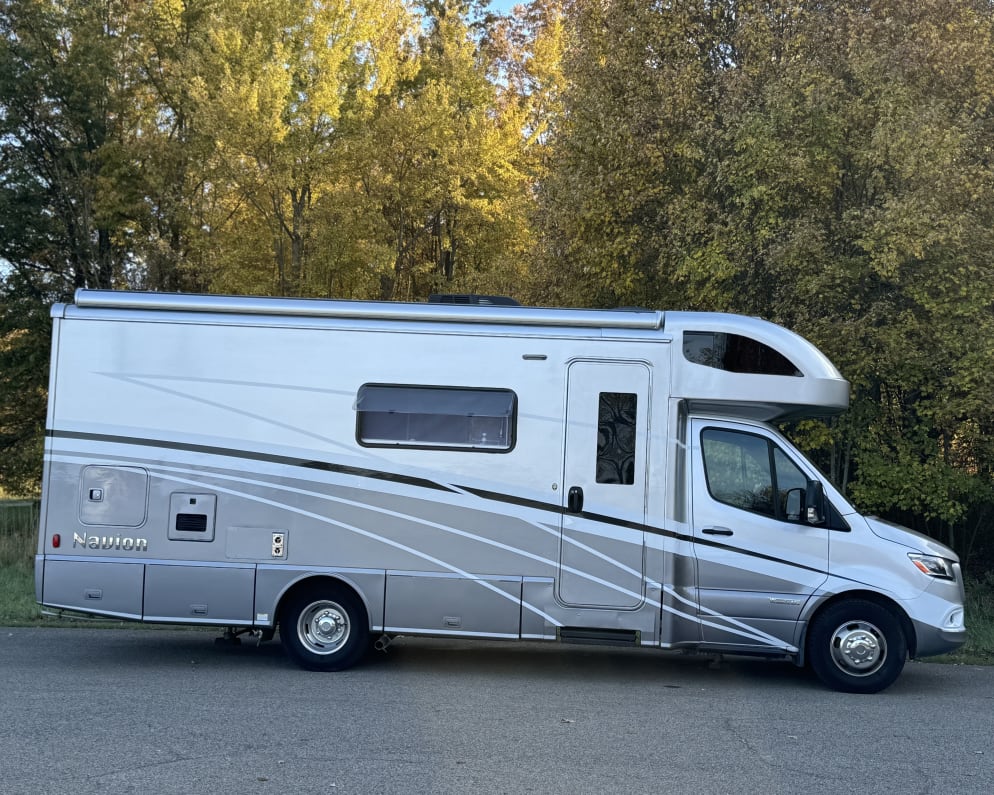 2023 Winnebago Navion available for rent in Wadsworth Ohio