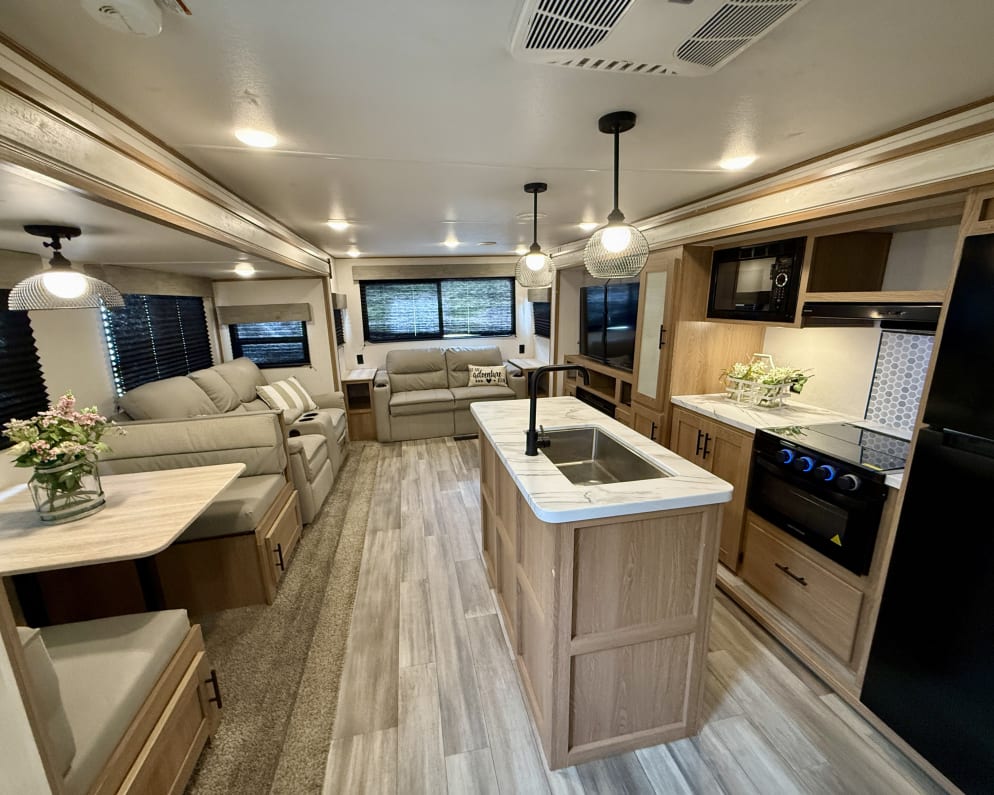2023 Prime Time Avenger Travel Trailer for rent in Myakka City Florida