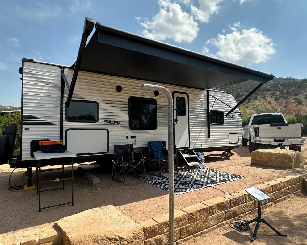 2025 JAYCO JAY FLIGHT 260BH available for rent in Bastrop Texas