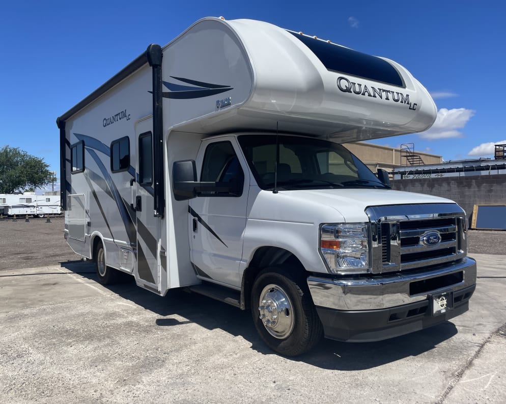 2024 Thor Quantum LC available for rent in Phoenix Arizona