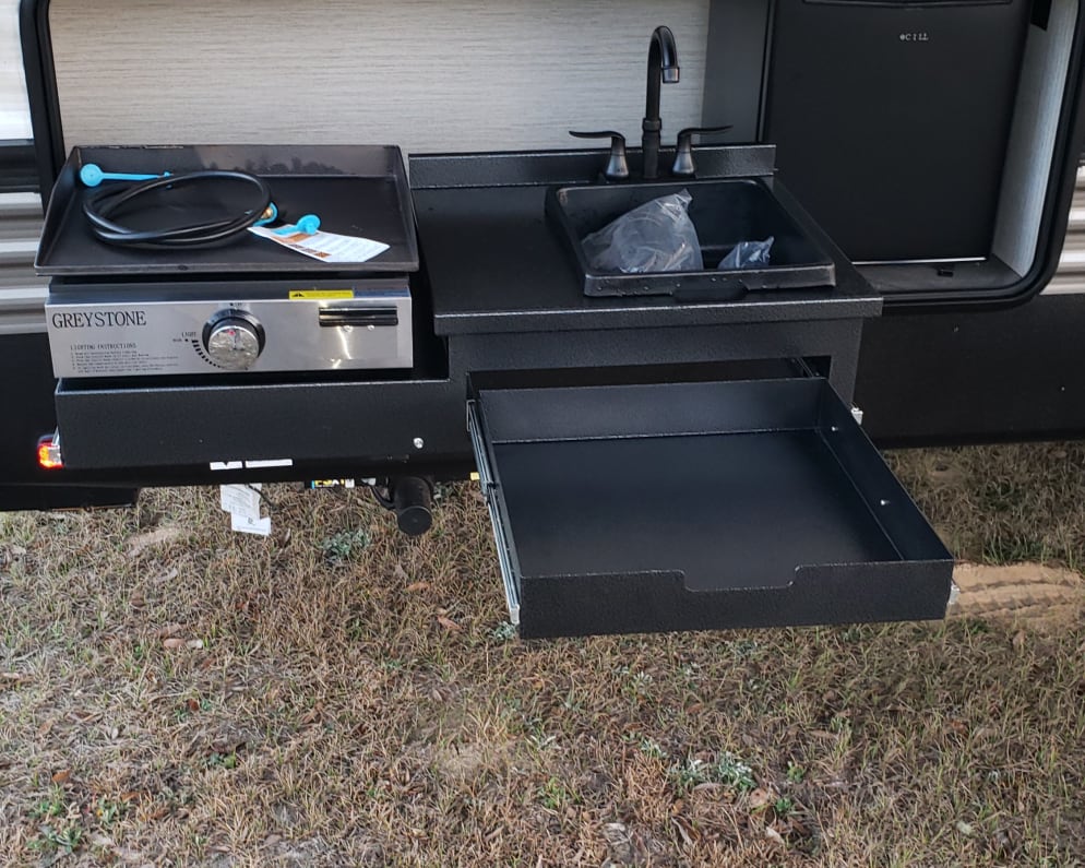 2022 Palomino 32BHQS Travel Trailer for rent in Chipley Florida