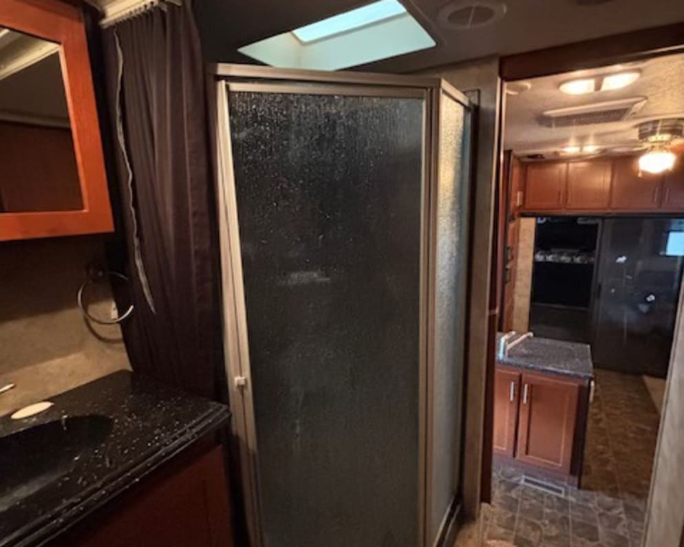 2009 Fuzion Toy Hauler  by Keystone RV for rent in 93451