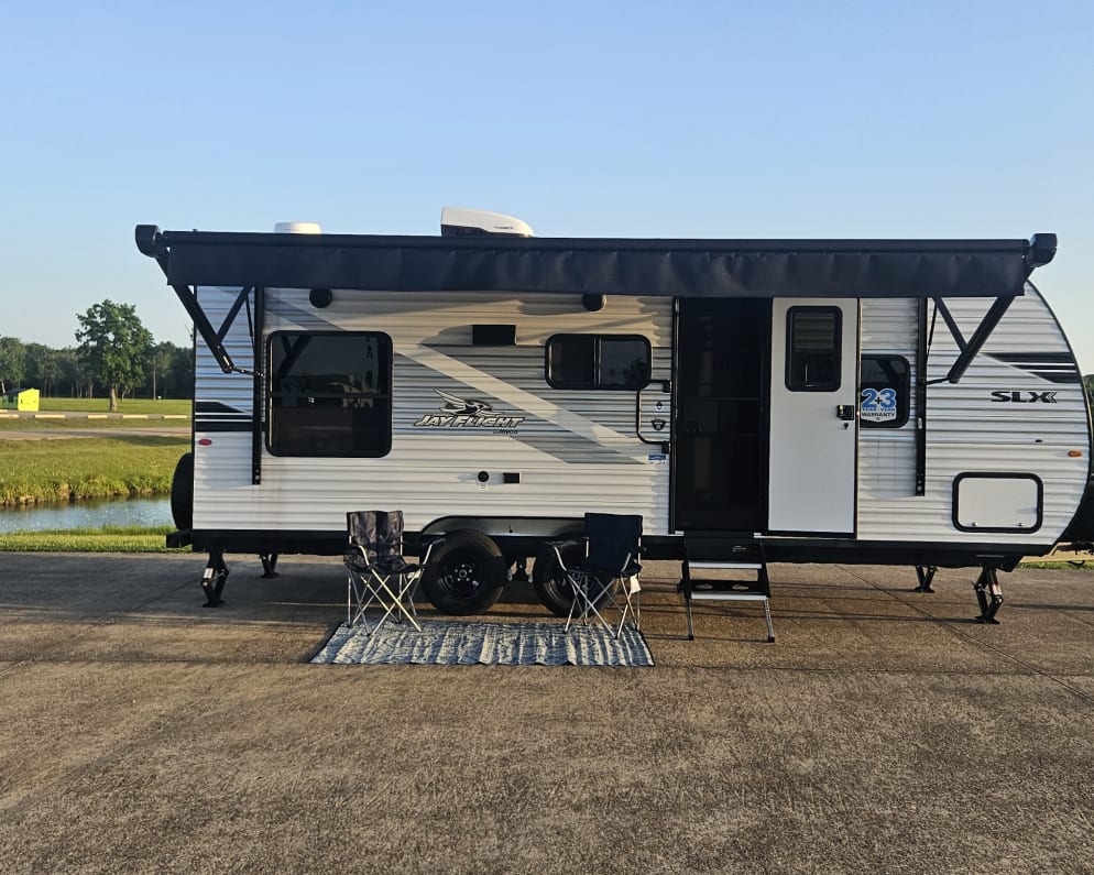 2025 Jayco Jay Flight SLX 210 QB Travel Trailer for rent in Houston Texas