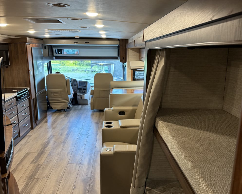 2021 Winnebago Forza Class A for rent in Silex Missouri