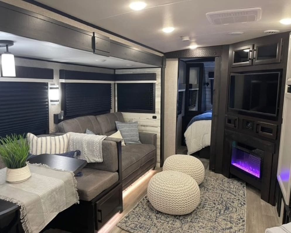 2021 White Hawk  by Jayco for rent in 87114
