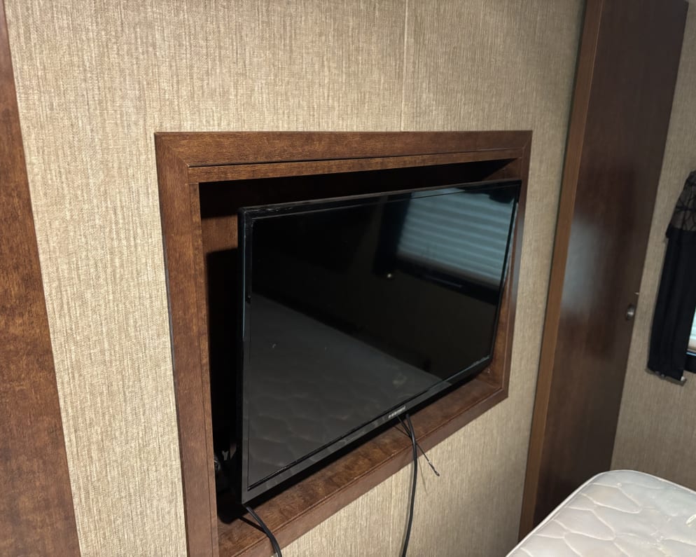 2017 Keystone RV Outback Ultra-Lite Travel Trailer for rent in Baraboo Wisconsin