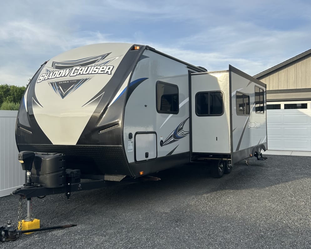 2018 Cruiser RV Shadow Cruiser available for rent in Malaga Washington