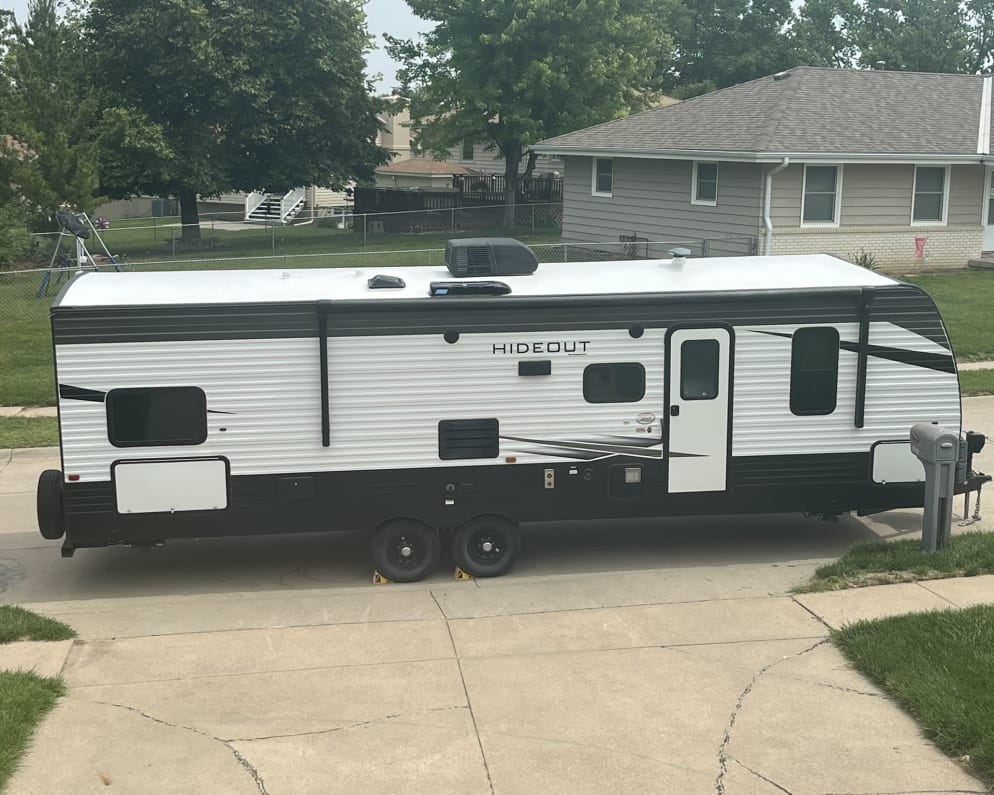 2020 Keystone RV Hideout LHS available for rent in Omaha Nebraska