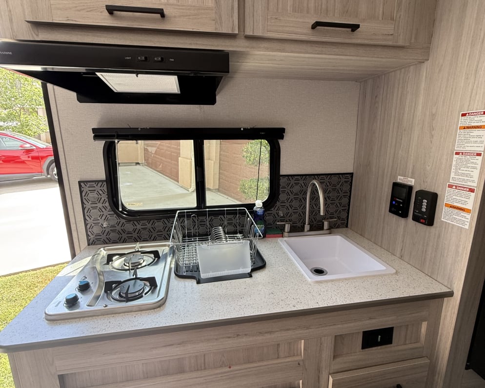 2025 Pioneer  by Heartland for rent in 93292