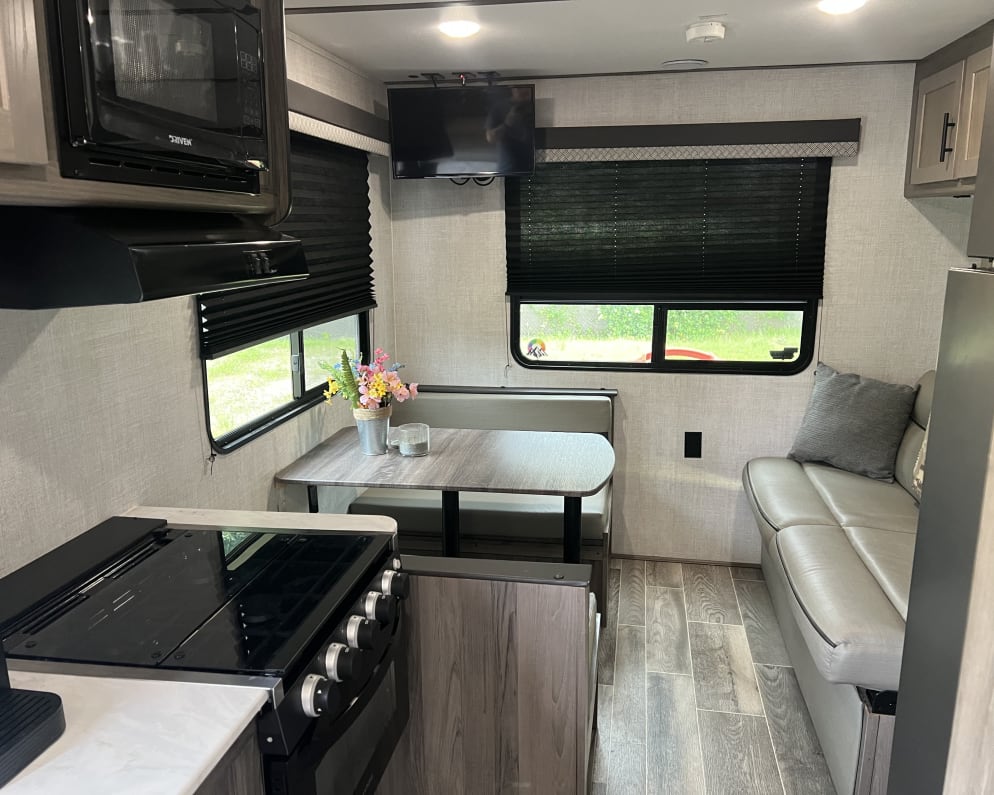2022 Gulf Stream Ameri-Lite available for rent in Hot Springs Arkansas