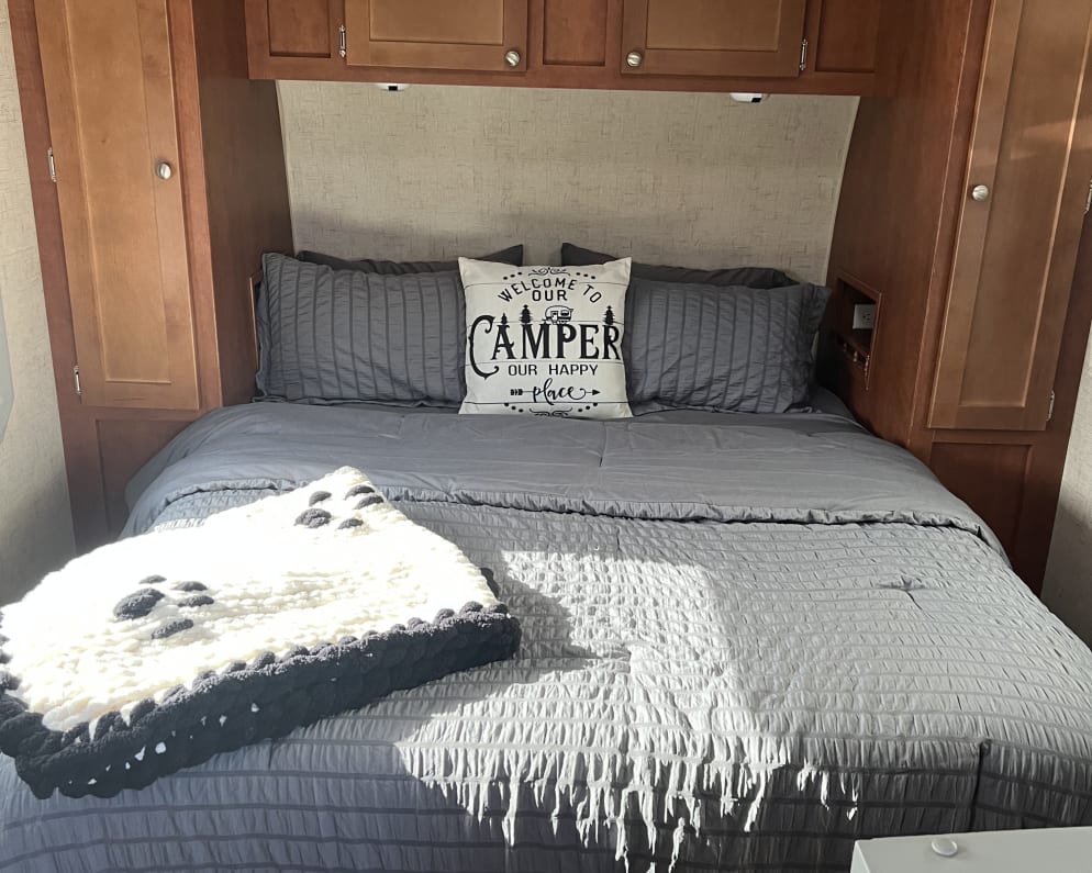 2016 Riverside Travel Trailer White Water Retro Travel Trailer for rent in Sherwood Oregon