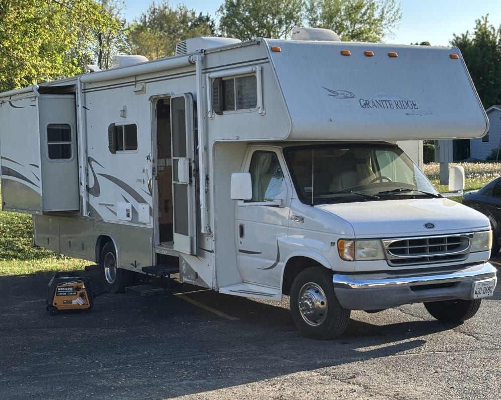 2002 Jayco Granite Ridge available for rent in Lakemoor Illinois