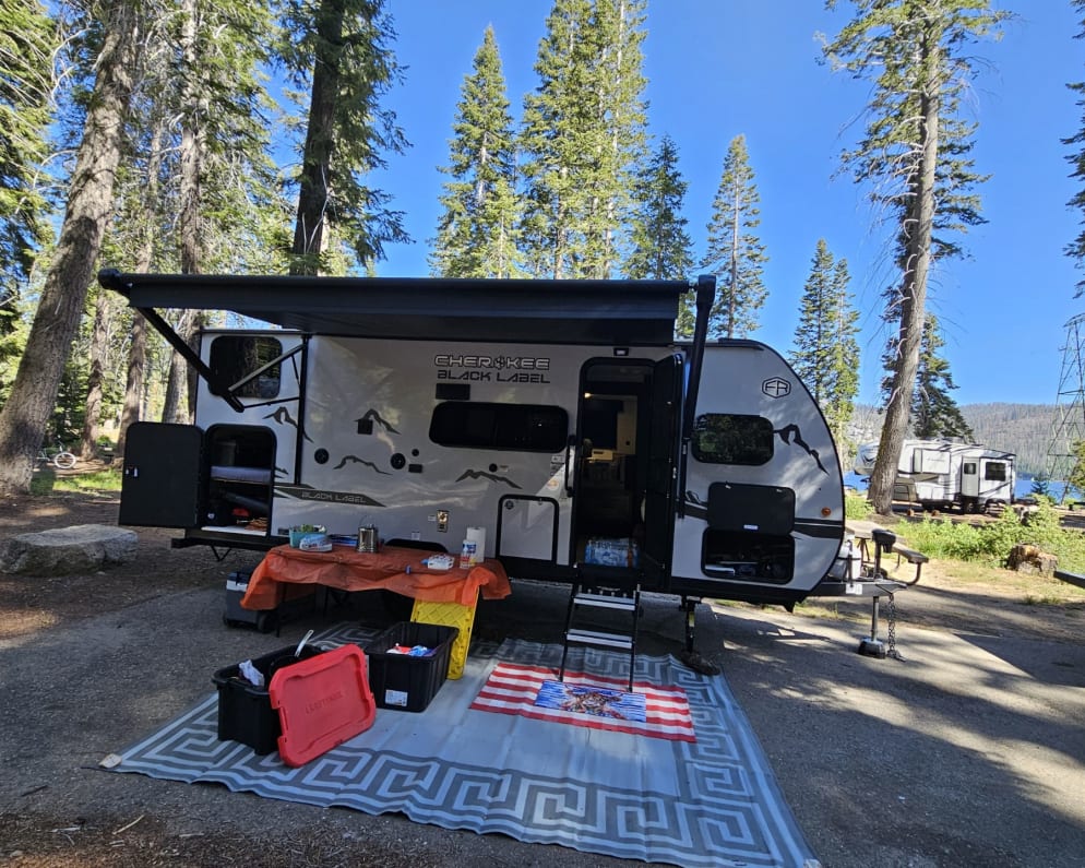2025 Cherokee WOLF PUP BLACK LABEL 17JWBL Travel Trailer for rent in Tulare California