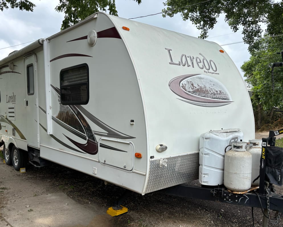 2011 Keystone RV Laredo Travel Trailer for rent in Des Moines Iowa