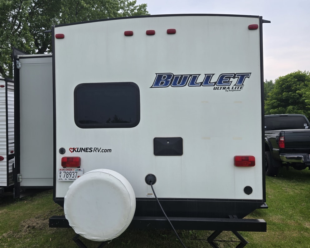 2018 Keystone RV Bullet Ultra Lite Travel Trailer for rent in hortonville Wisconsin