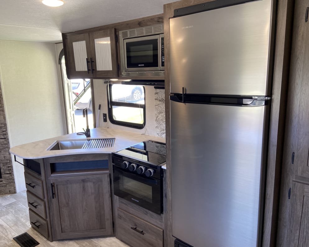 2021 Avenger SZT2AVTB1MB928831 Travel Trailer for rent in Lemoore California