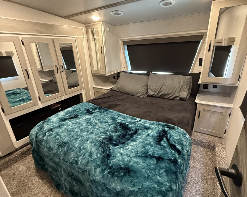 2022 Impression  by Forest River for rent in 52537