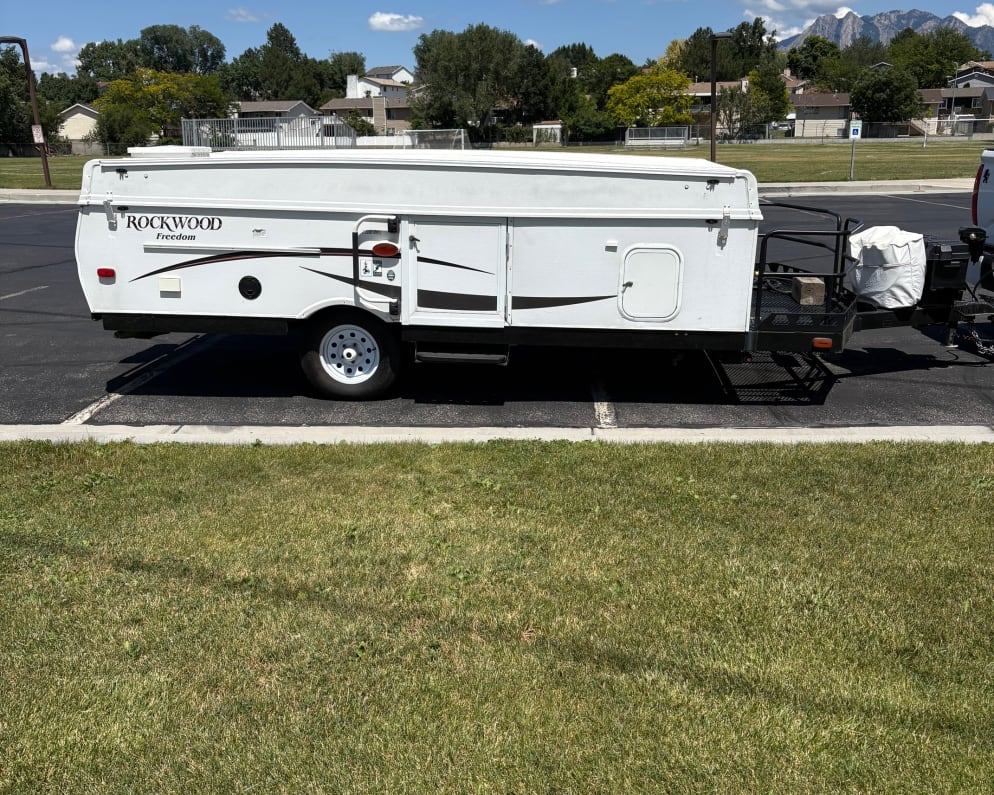 2016 Freedom 2280 BH  by Rockwood for rent in 84123