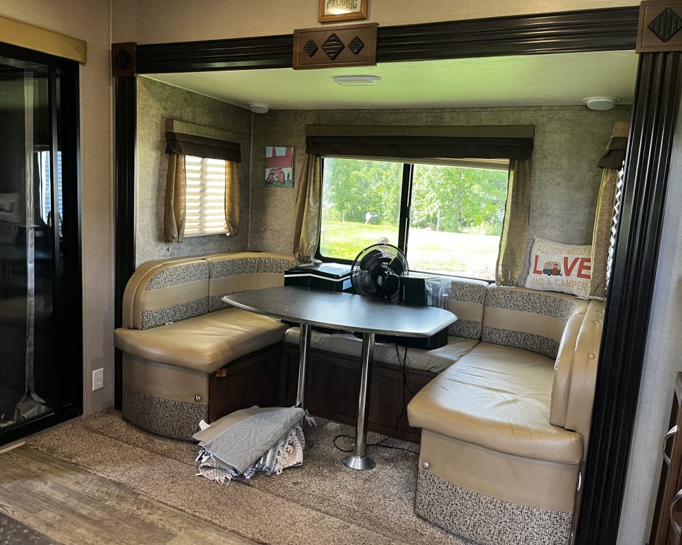 2017 Coachmen Freedom Express