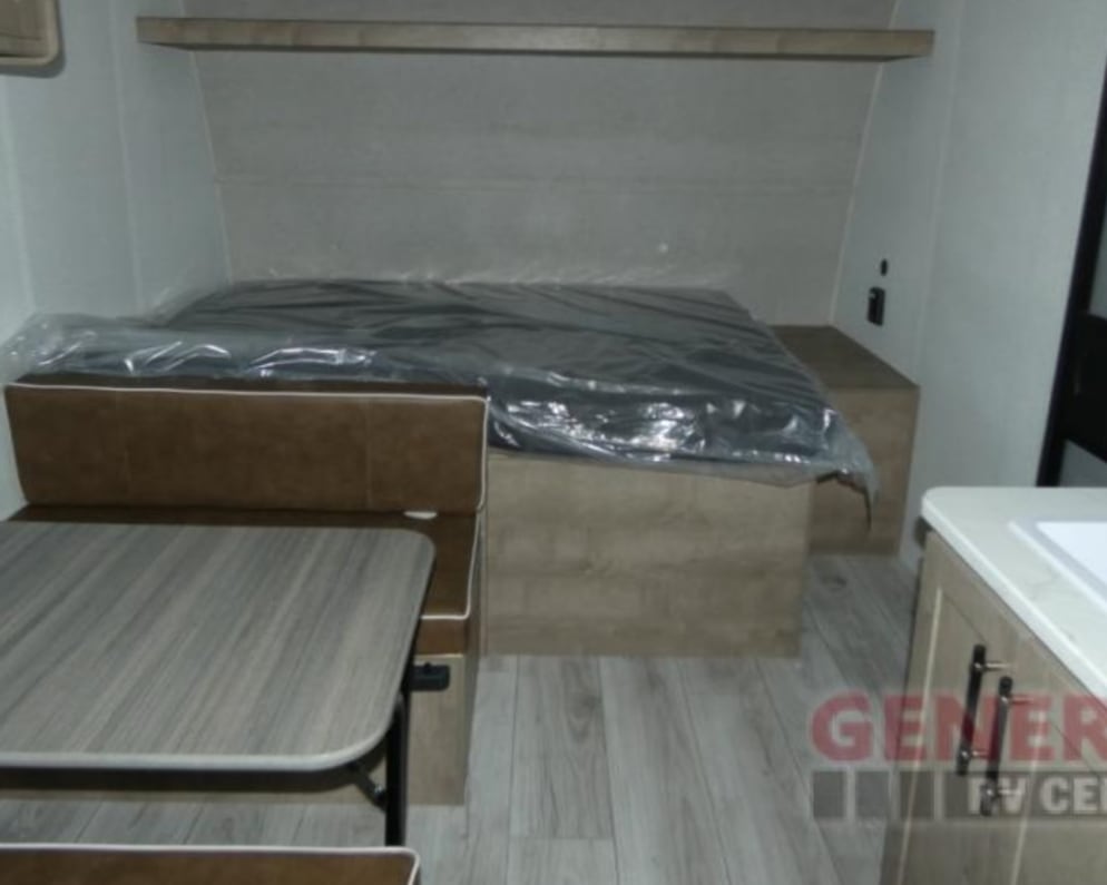 2025 Keystone Springdale Travel Trailer for rent in Payson Utah