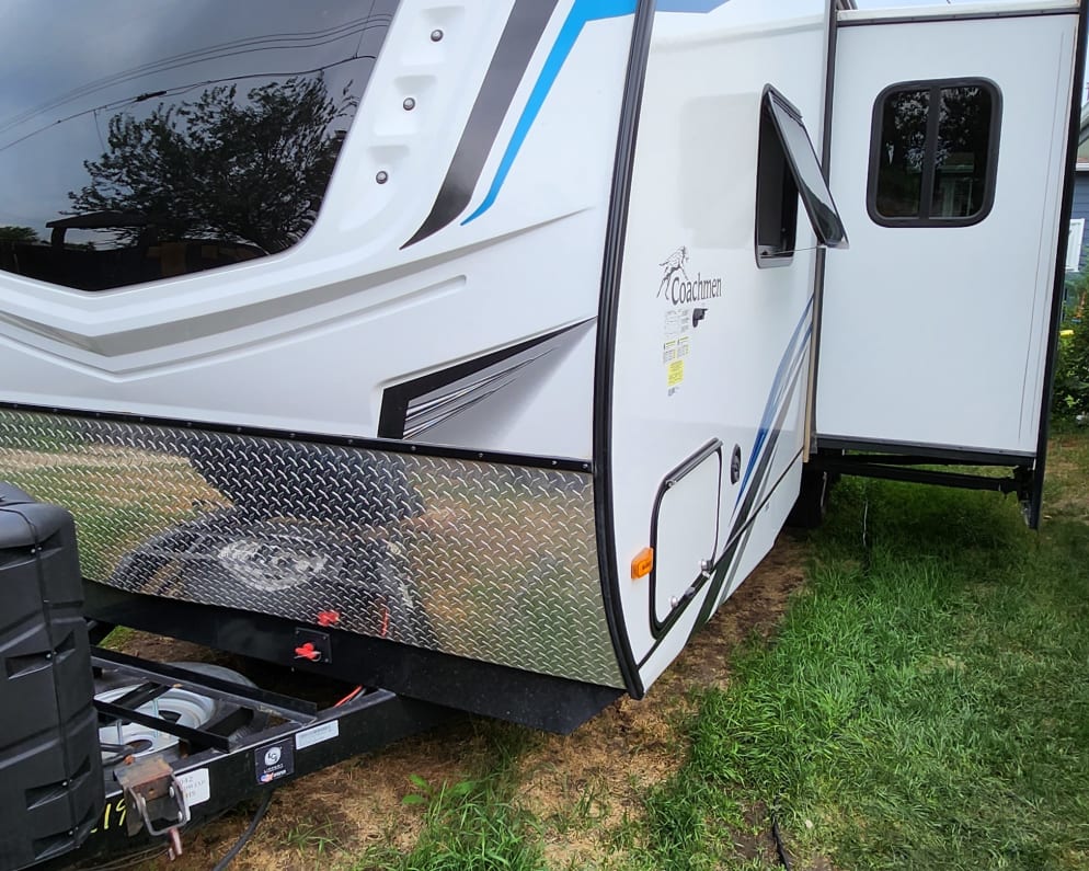2022 Coachmen Freedom Express Ultra Lite  by Forest River for rent in T0L 0T0
