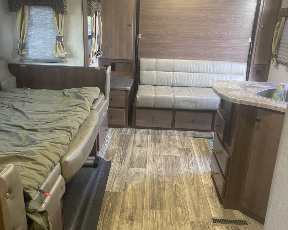 2022 Nash Trailer  by Nash for rent in 97502
