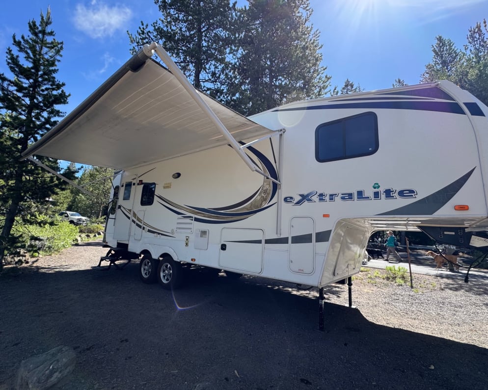 2012 Wildcat Extralite  by Forest River for rent in 97739