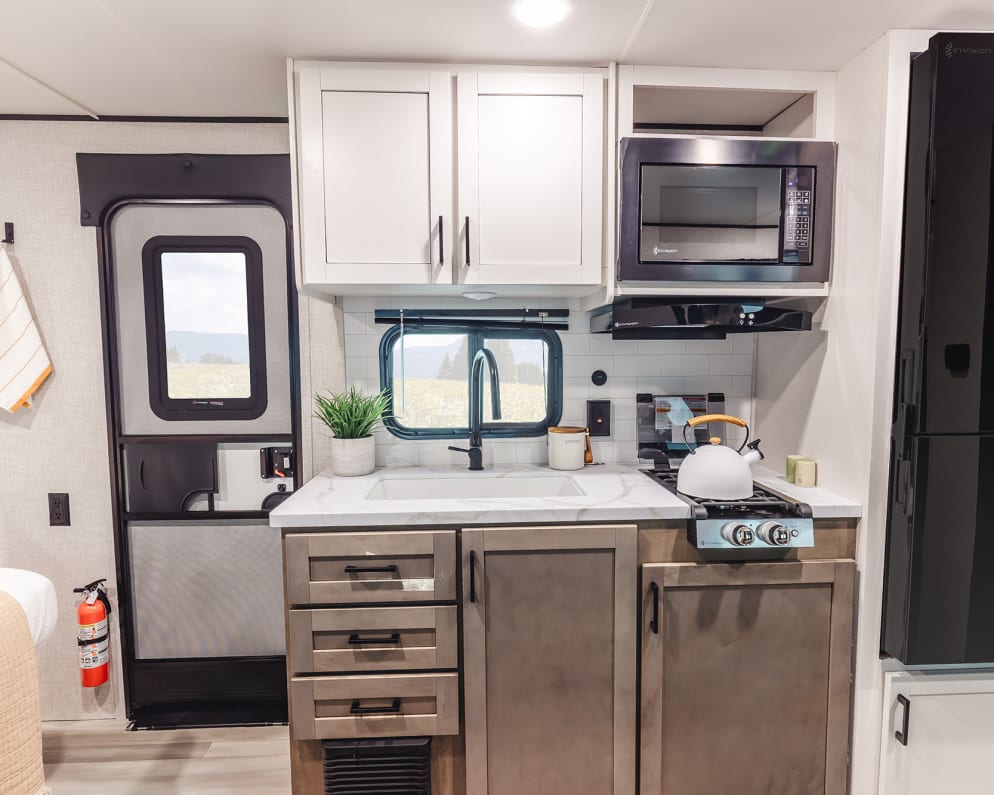 2025 Go Play 19BH  by Wayfinder RV for rent in 83646