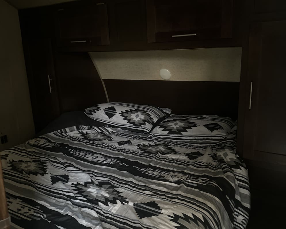 2016 Cherokee Grey Wolf  by Forest River for rent in 99654