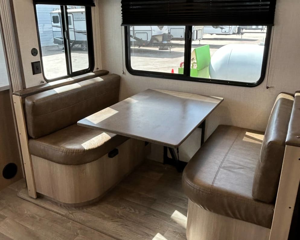 2024 Keystone RV Outback Ultra Lite Travel Trailer for rent in Dickinson Texas