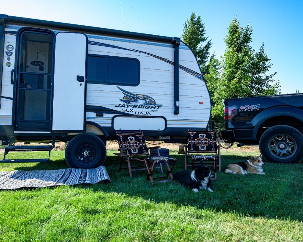 2019 Jayco Jay Flight SLX Baja Edition Travel Trailer for rent in Redmond Oregon