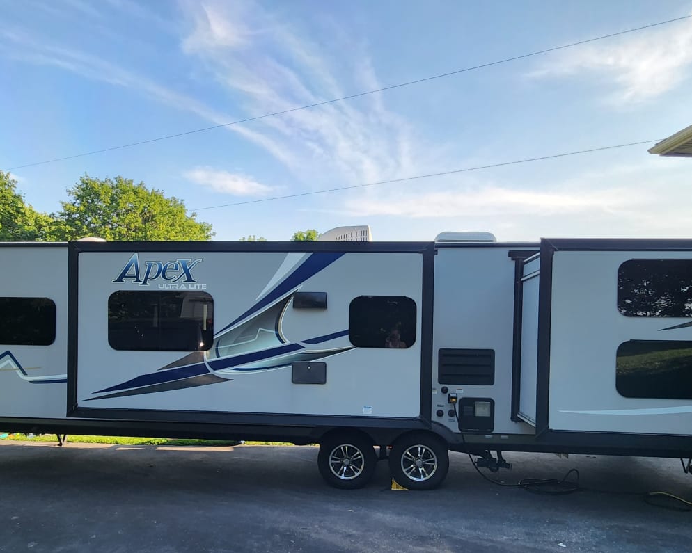 2018 Coachmen Apex