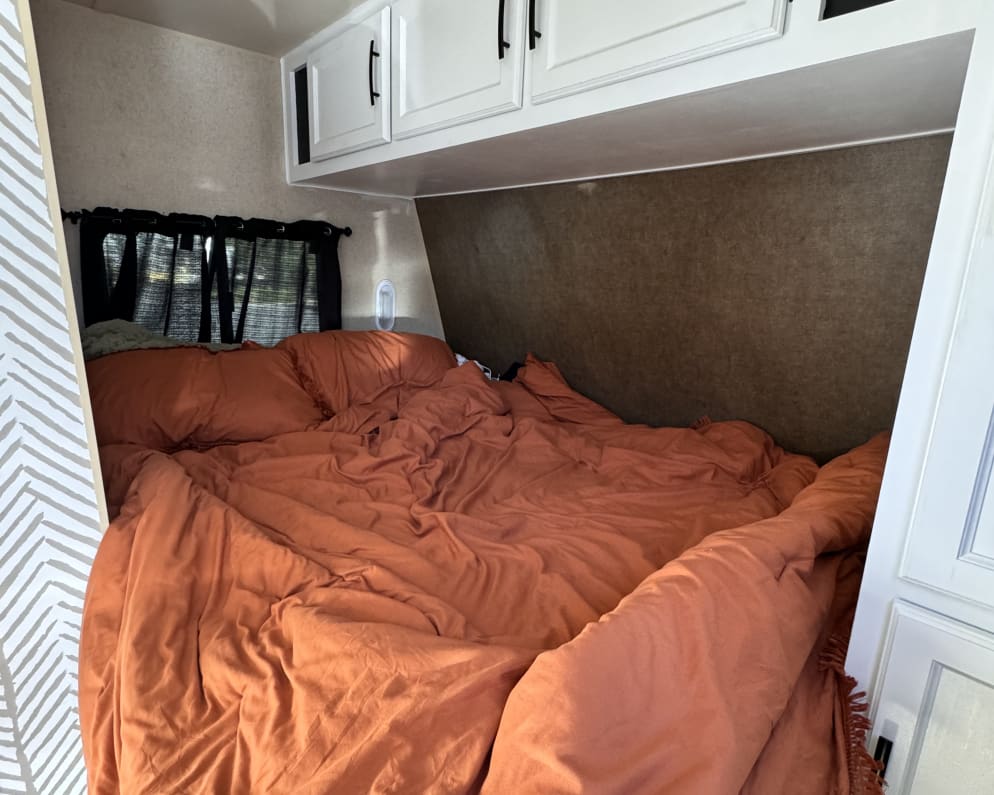 2015 Jay Flight  by Jayco for rent in 97702