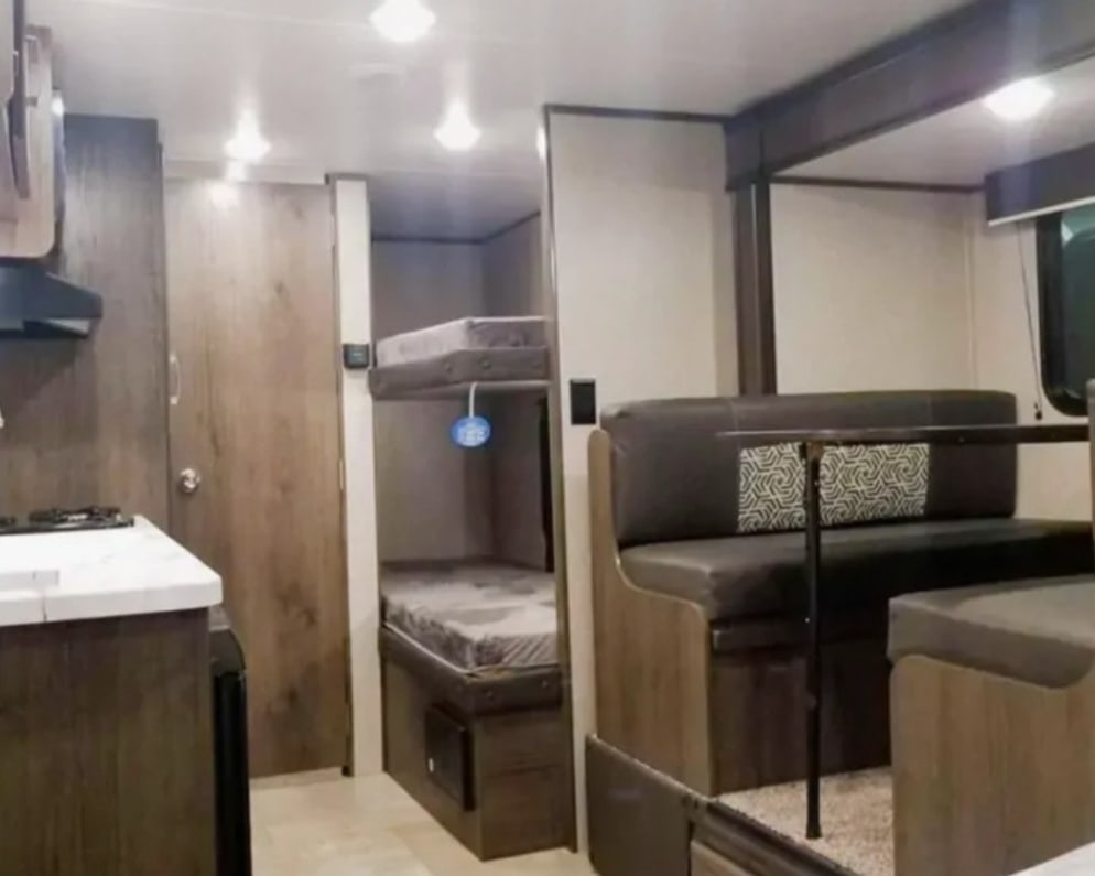 2021 Jay Flight  by Jayco for rent in V2Y 2V2