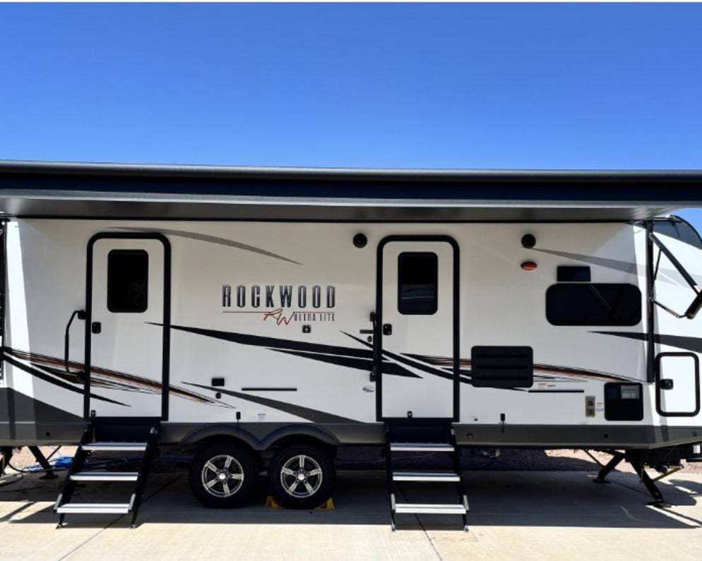 2025 Rockwood Ultra Lite  by Forest River for rent in 49456