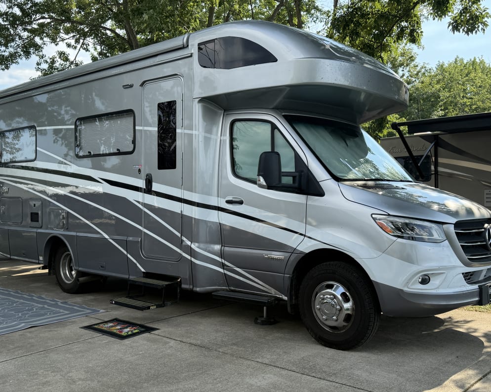 2022 Winnebago View