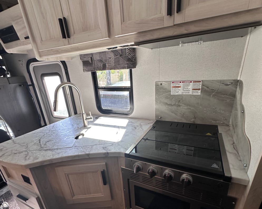 2021 Sunseeker Classic  by Forest River for rent in 85226