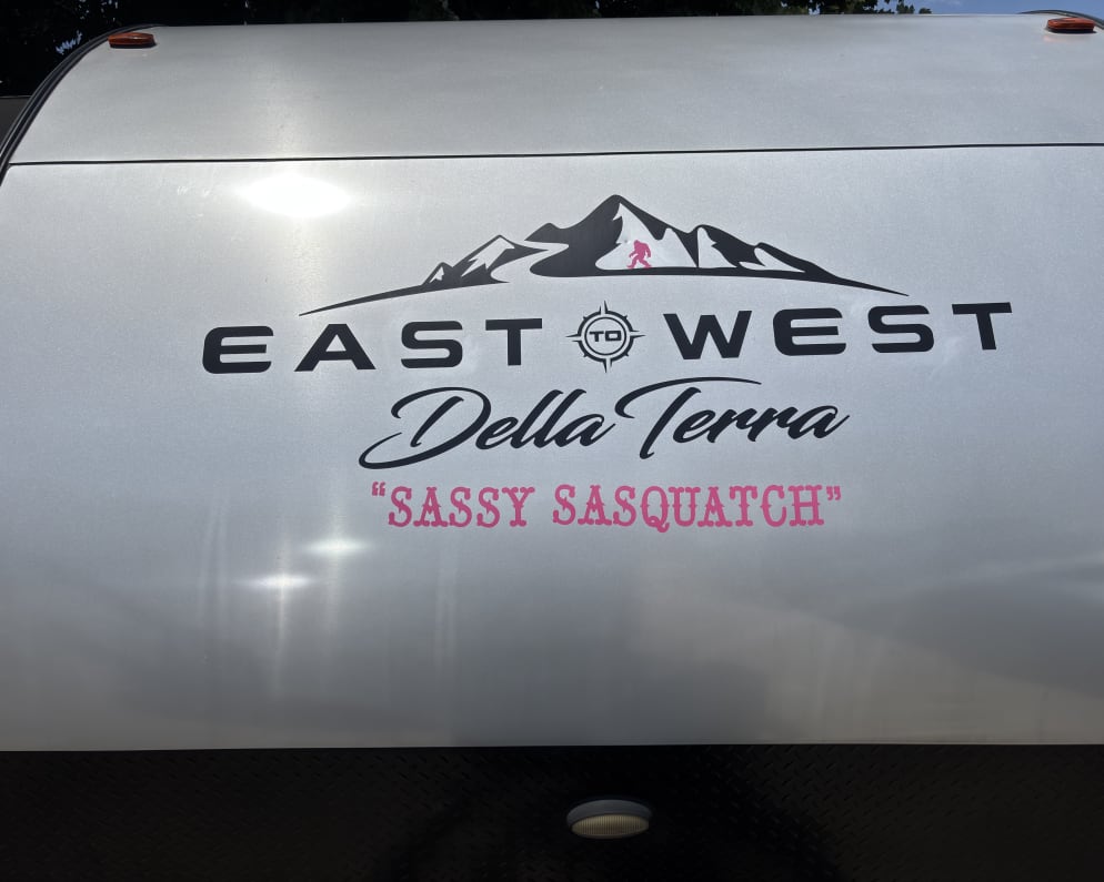2021 East to West Della Terra available for rent in Batesville Indiana