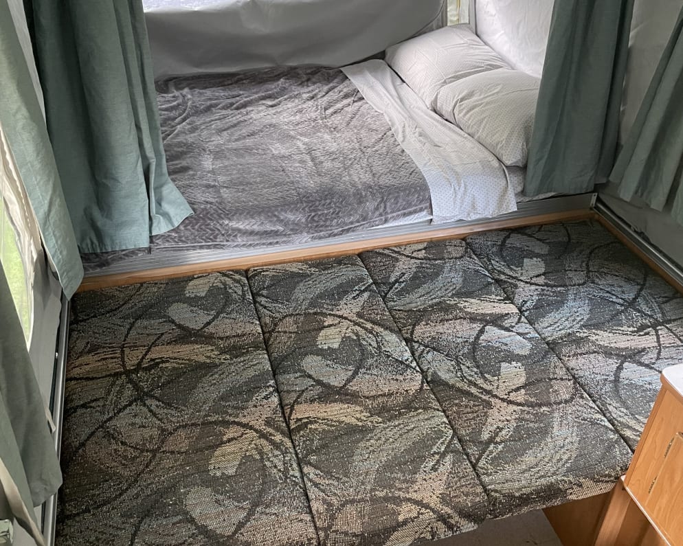 2002 Taos  by Coleman for rent in 