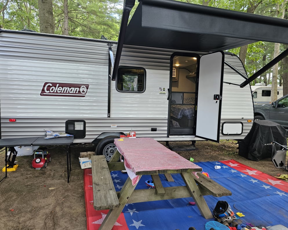 2024 Coleman 17b