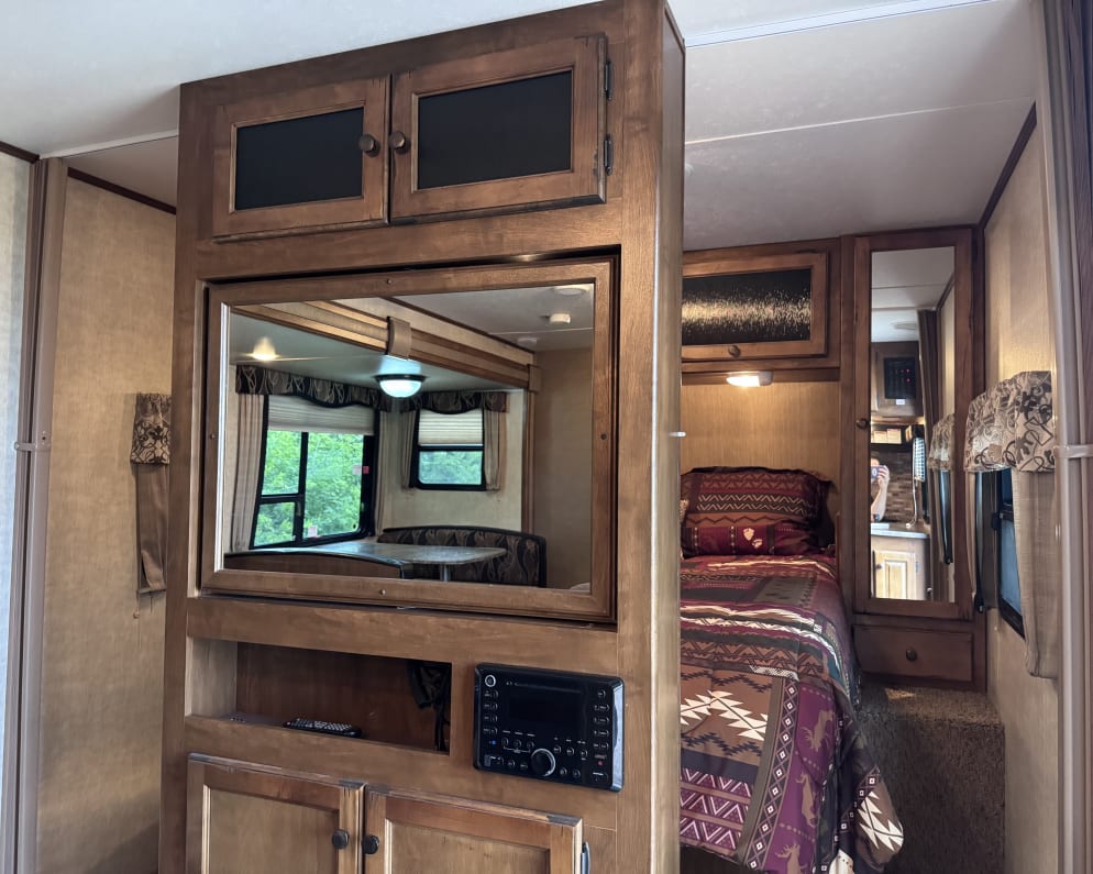 2013 Keystone Sprinter Travel Trailer for rent in Rapid City South Dakota