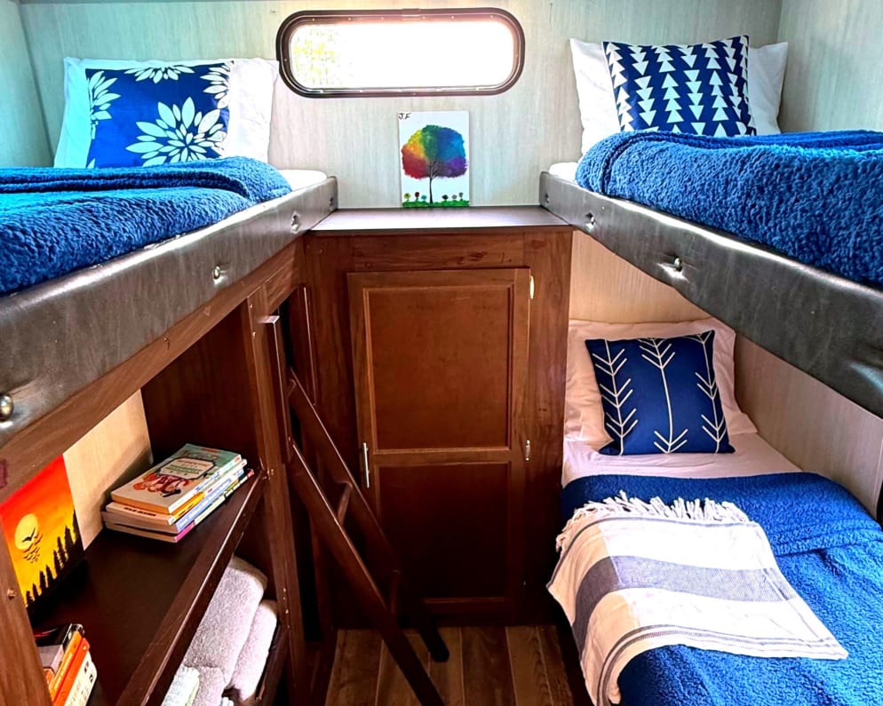 2019 Cherokee Grey Wolf  by Forest River for rent in 32792
