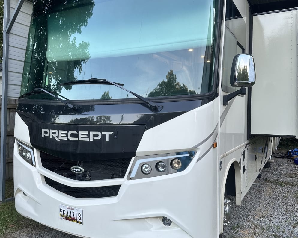Precapt Auto 2022 Jayco Precept Prestige Class A RV for Rent in Bolivia, North ...