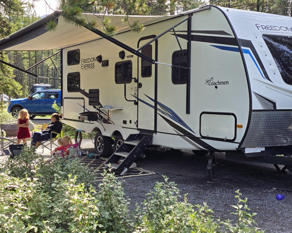 2022 Forest River Coachmen Freedom Express Ultra Lite available for rent in CLARESHOLM Alberta