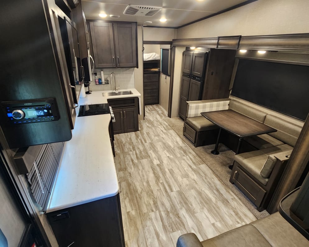 2020 Grand Design Reflection Fifth Wheel for rent in Weatherford Texas