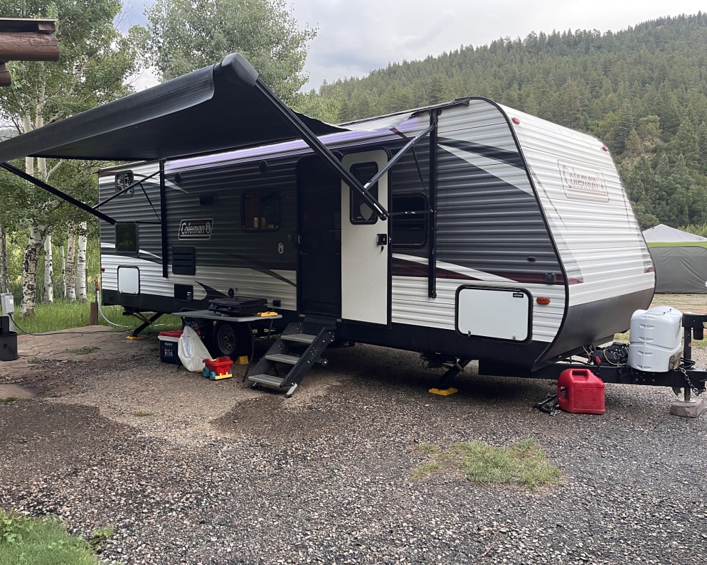 2019 Dutchmen Coleman Lantern