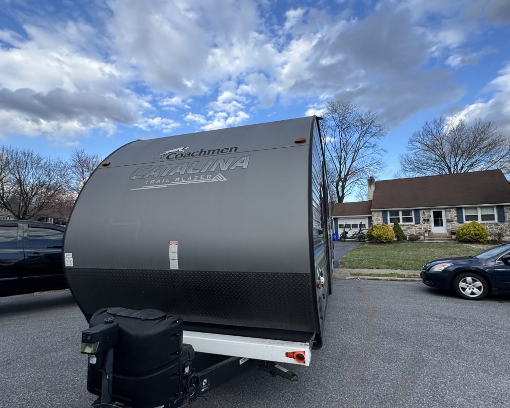 2021 Catalina  by Coachmen for rent in 19518
