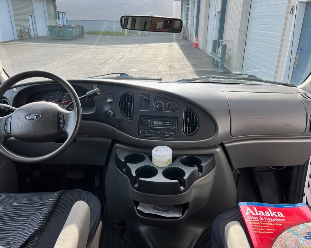 2006 Econolline 250s  by Ford for rent in 99502