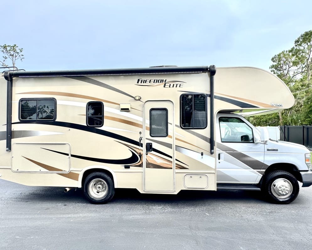 2017 Thor Freedom Elite Class C for rent in Kissimmee Florida
