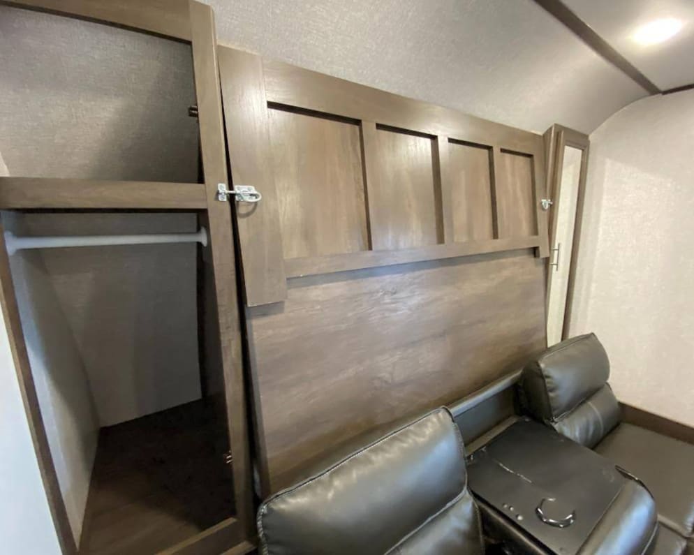 2019 Coleman 2125bh Travel Trailer for rent in Hickory North Carolina
